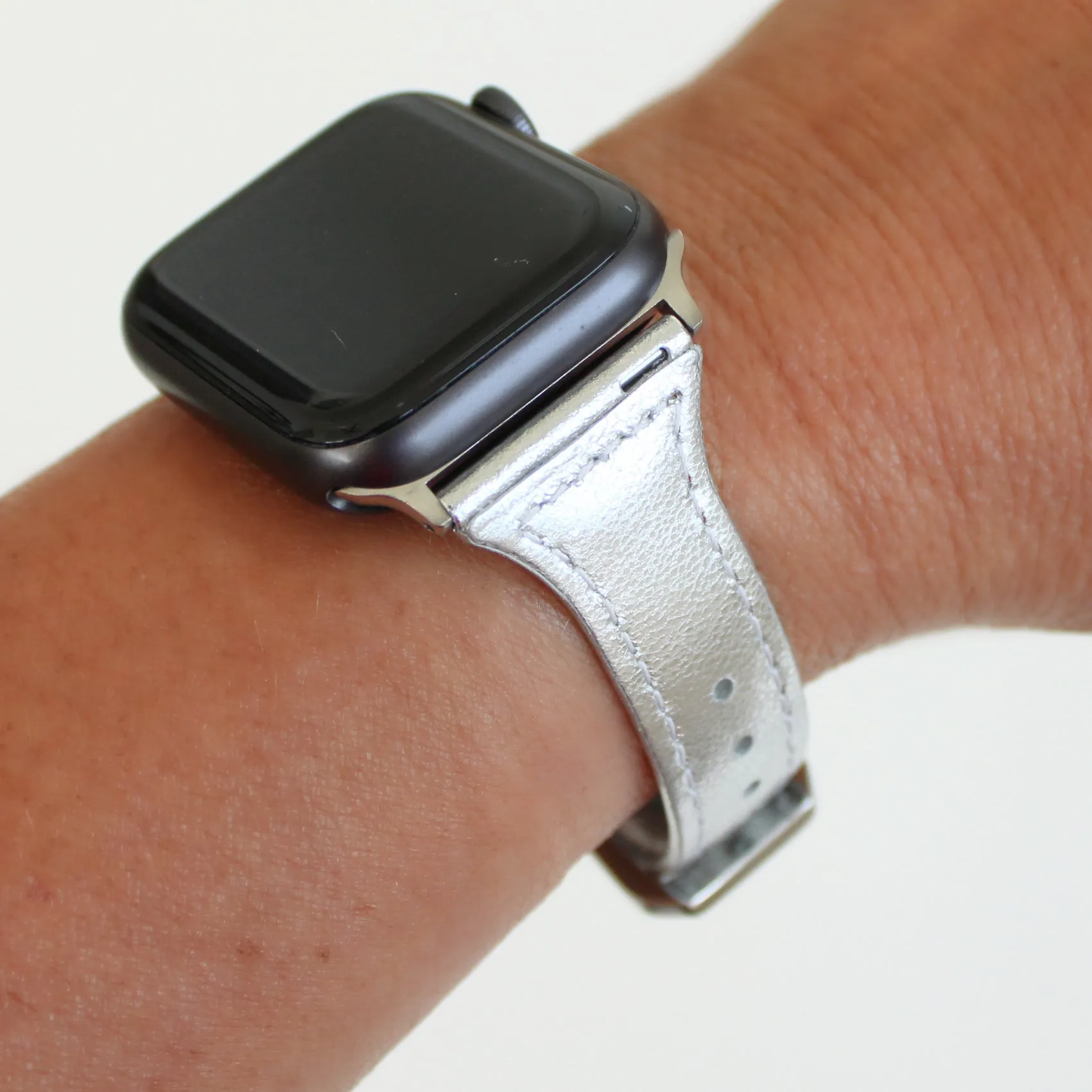 Apple Watch Slim Leather Bands