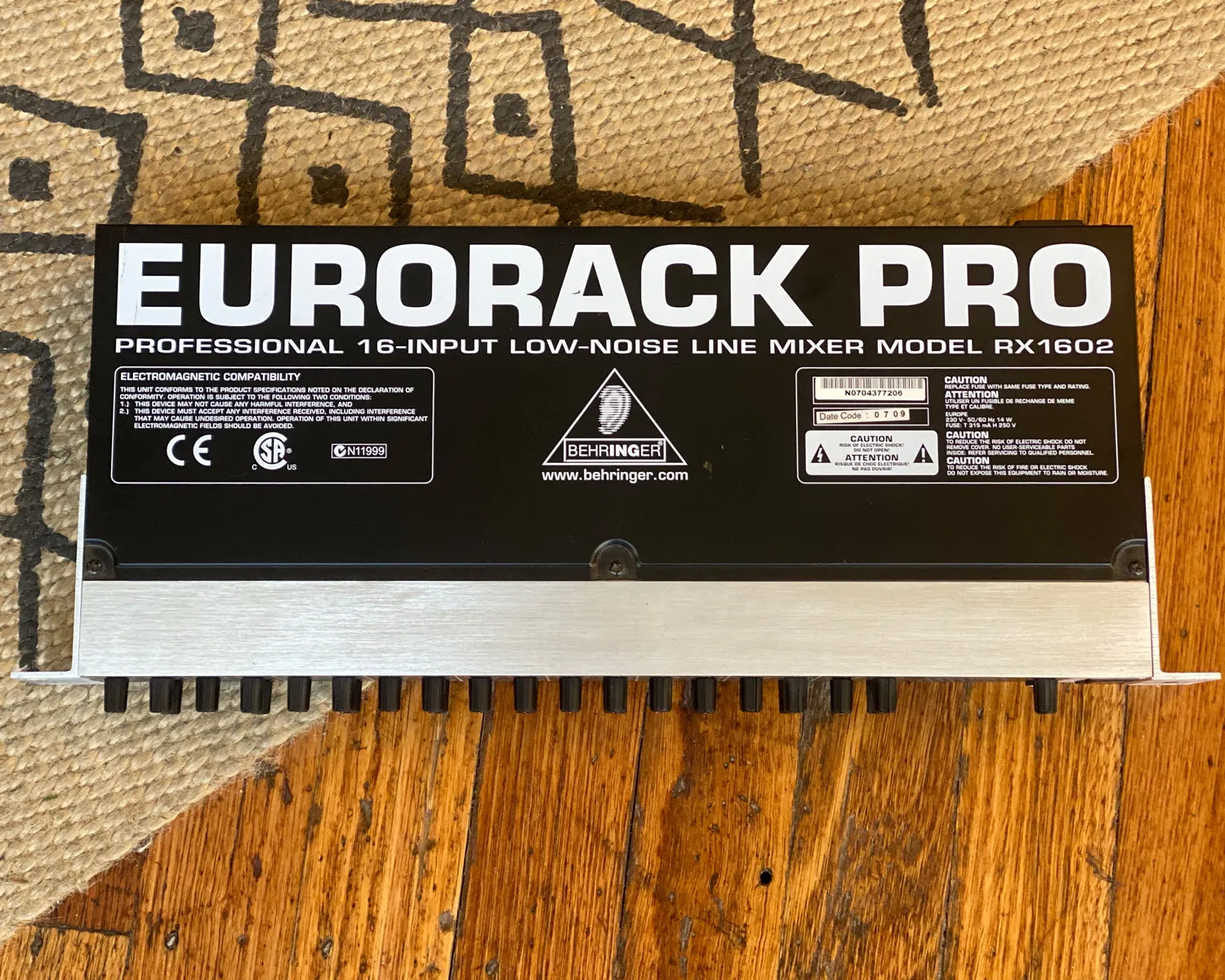 Behringer Eurorack Pro RX1602 Mixer