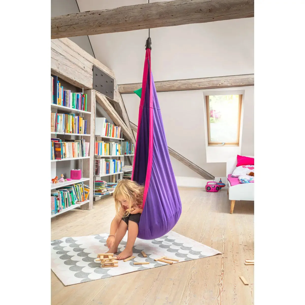 LA SIESTA Joki Indoor Kids Hanging Nest with Suspension Kit