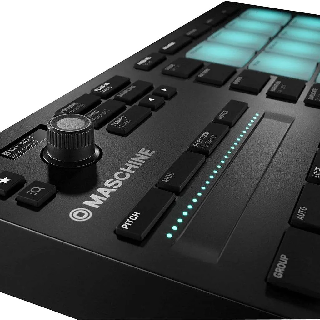 Native Instruments Maschine Mikro MK3 Production and Performance System with Software