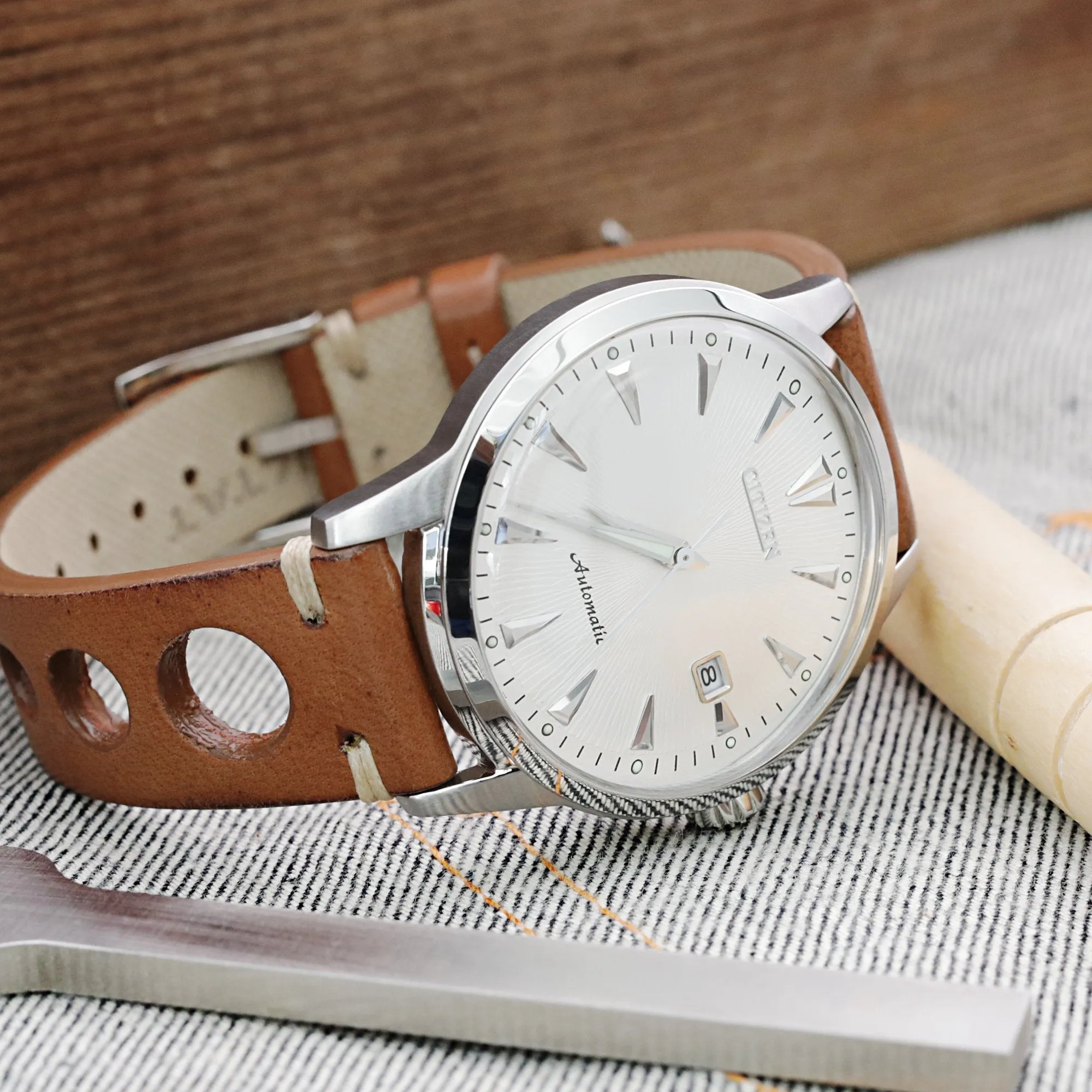 Q.R. Brown Leather Italian Handmade Racer strap, Beige St.