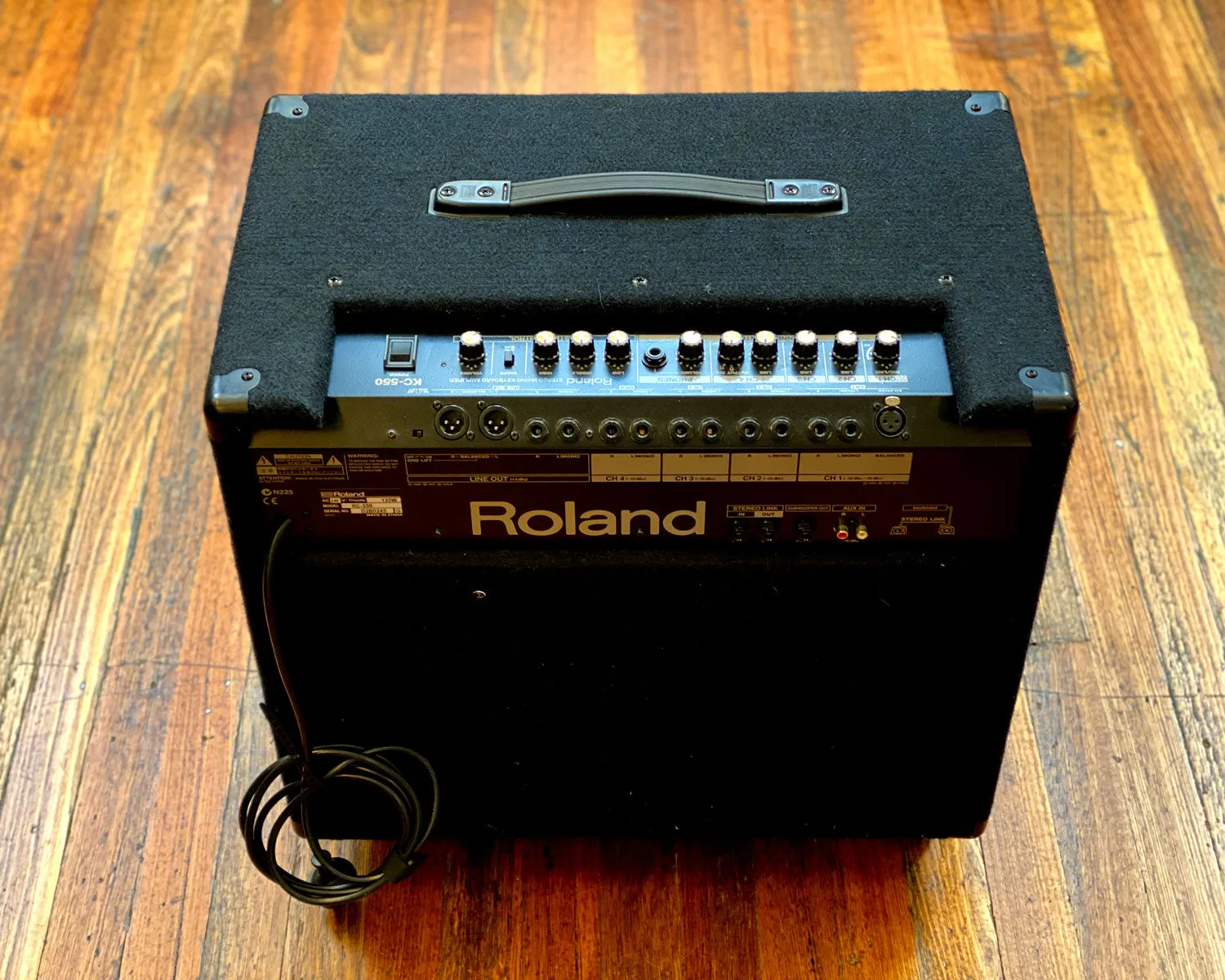 Roland KC-550